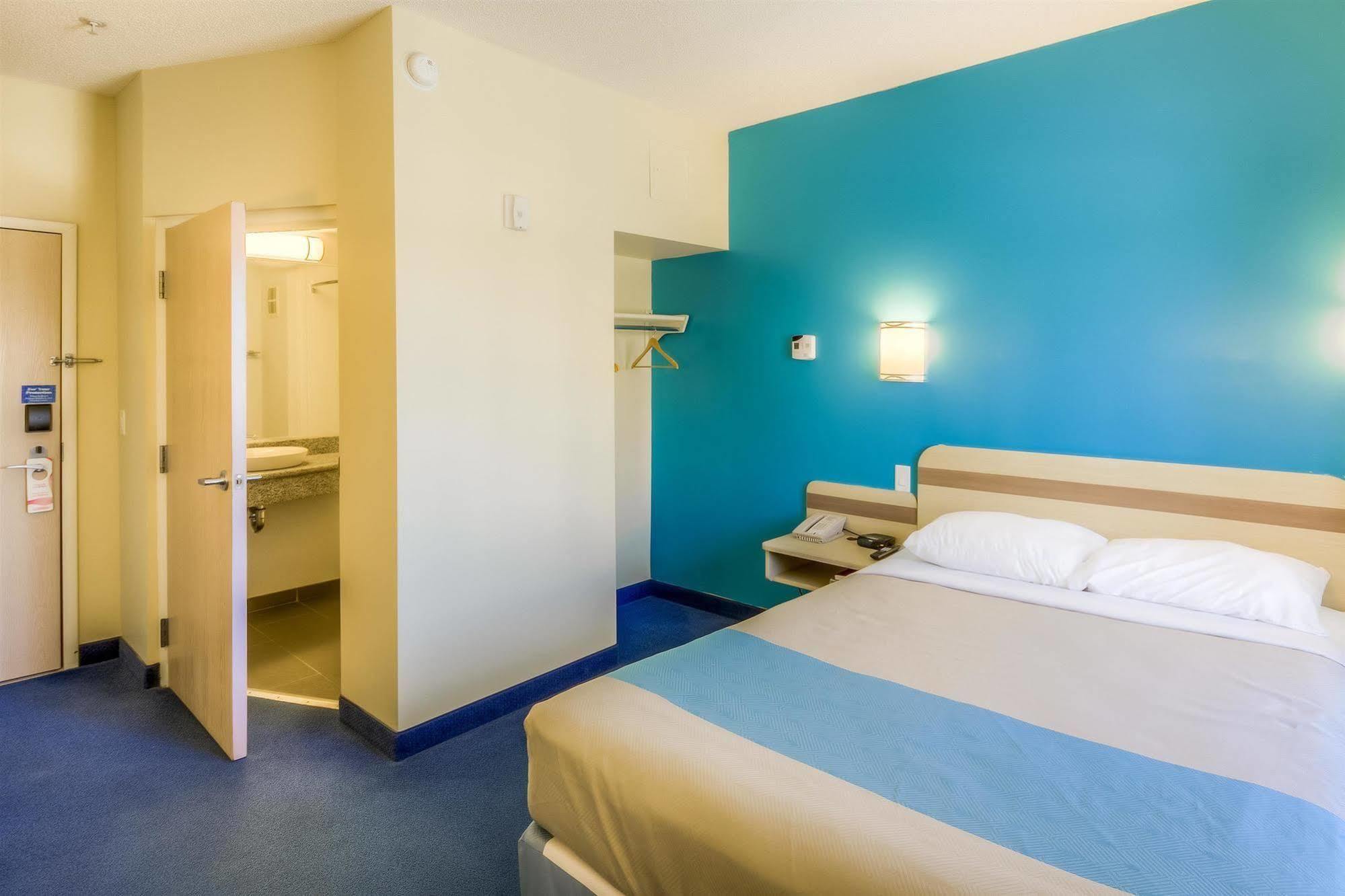Motel 6-Estevan, Sk Exterior foto